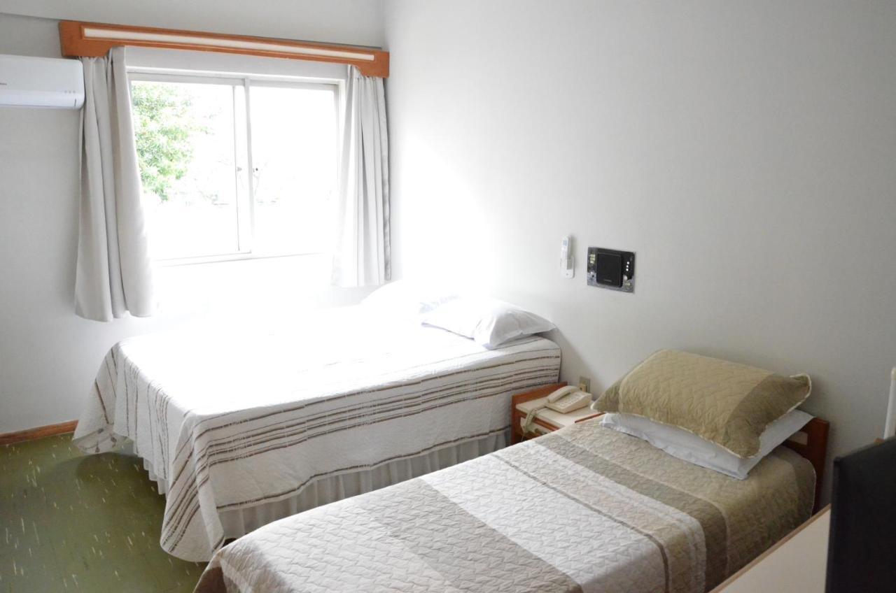 Hotel Novo Tamburi Санта Терезиня ди Итайпу Екстериор снимка