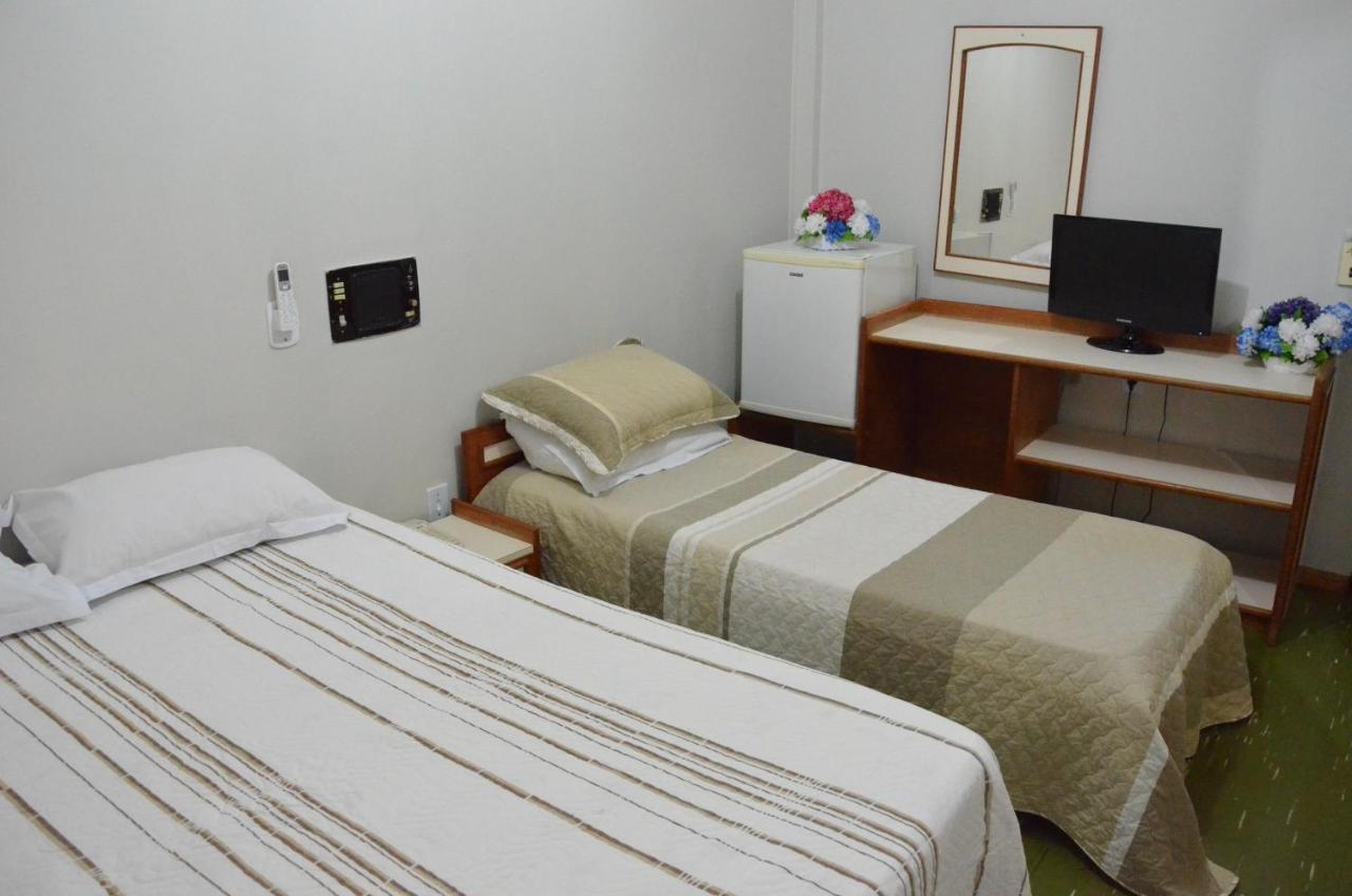 Hotel Novo Tamburi Санта Терезиня ди Итайпу Екстериор снимка